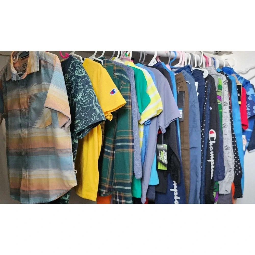 EUC Huge Lot  Of Boys Clothes 10 pieces ALLSEASON Boys Clothes Size 18-20 XL‎